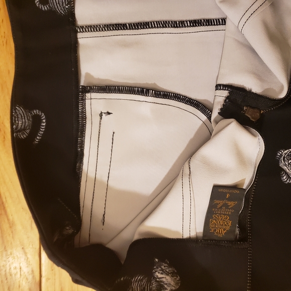 Alice through the Looking Glass Black Mini Skirt with White Cat Print Back Zipp - Picture 8 of 8